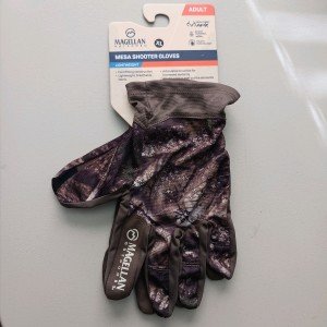 Magellan Outdoors XL Realtree Edge Camo Shooter Gloves