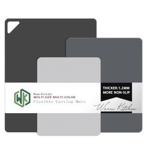 Flexible Plastic Cutting Boards for Easy Food Prep