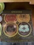 Oneida Olive Oils Salad & Dessert Plates - Set of 4
