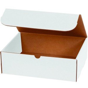 White Corrugated Packing Boxes in Various Sizes