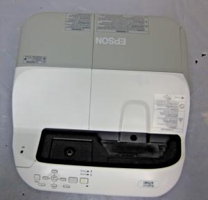 Epson BrightLink 475Wi Ultra Short Throw Projector