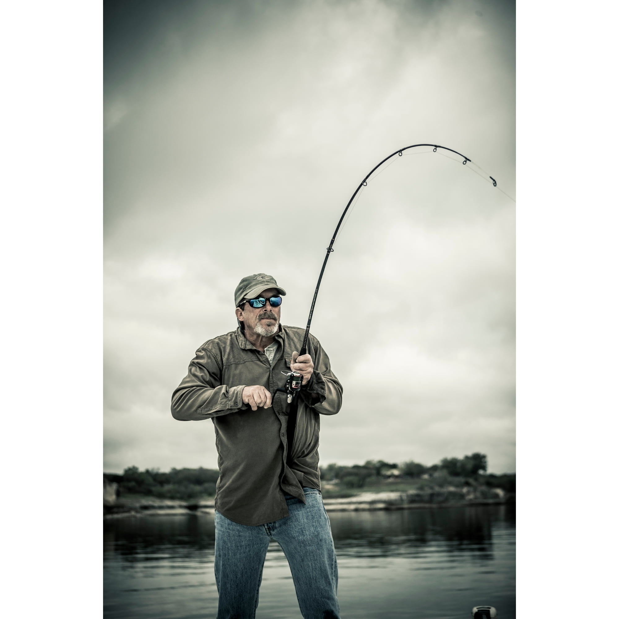 Ugly Stik GX2 Spinning Rod, 7' - Two-Piece