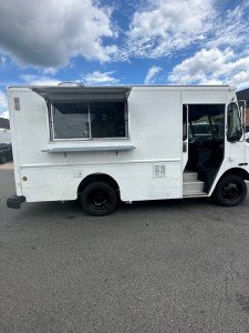 Fully Equipped Food Truck for Sale
