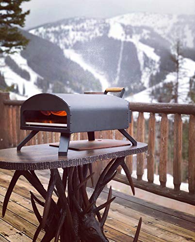 Bertello Outdoor Pizza Oven and Paddle Set