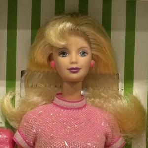 1998 Avon Strawberry Sorbet Barbie Exclusive Edition