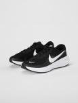 Nike Men's Revolution 8 Sneakers - Black/White