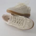 CUSHIONAIRE Belinda Women’s Lace-Up Casual Sneakers