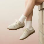 CUSHIONAIRE Belinda Women’s Lace-Up Casual Sneakers