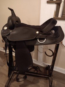 17" Abetta Trail Synthetic Western Saddle - FQHB