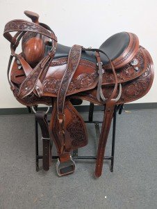 Tooled Leather Horse Tack Set for Trail Riding
