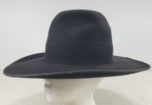Cowboy Hat - Black Velvet Fur for Riding