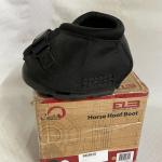 Cavallo ELB Size 4 Hoof Boots for Hiking