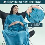 PAVILIA Compact Travel Blanket and Pillow Set