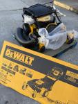 DEWALT 28" 224cc Self-Propelled Gas Lawn Mower