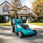Makita 36V Self-Propelled Cordless Lawn Mower Kit