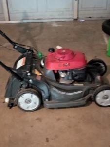 PowerSmart 21-Inch Gas Walk-Behind Lawn Mower