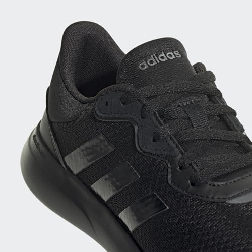 adidas QT Racer 3.0 Women's Black Sneakers, Size 8.5