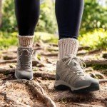 NORTIV 8 Women's Outdoor Mid Hiking Sneakers