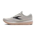 Brooks Revel 7 Women's Sneakers in Oyster/White/Tropical Peach