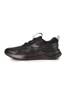 Nike Cosmic Runner Sneakers in Black, Size 6.5