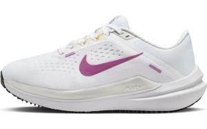 Nike Women's Air Winflo 10 Sneakers, White/Fuchsia