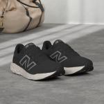New Balance Women's W880v14 Running Shoes - Black/Silver