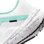 Nike Women's Winflow 10 Running Shoes - White/Black/Emerald
