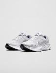 Nike Men's Journey Run Sneaker in White/Black