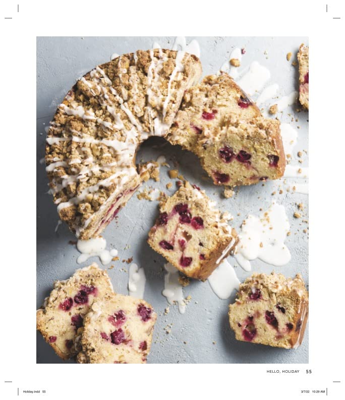 The Cake Collection: Over 100 Recipes for the Baking Enthusiast (The Bake Feed)