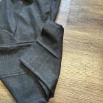Abercrombie & Fitch Cropped Pleated Dress Pants