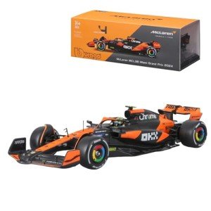 Bburago 1:24 McLaren MCL38 with Helmet #4