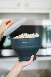 Non-Toxic Collapsible Microwave Popcorn Maker in Blue