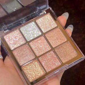 Vibrant Glitter Eyeshadow Palette - 9 Pigmented Shades