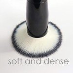 Kabuki Foundation Brush for Liquid and Powder Makeup
