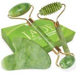 Jade Roller and Gua Sha Set for Glowing Skin