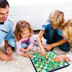 ZUNIPLEX Magnetic Snakes & Ladders Board Game