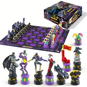 Batman Chess Set: The Dark Knight vs The Joker