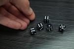Yatzy Travel Tin – Compact Dice Game Set