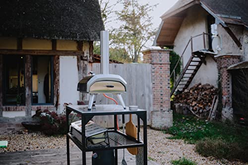 Ooni Karu 12 - Versatile Outdoor Pizza Oven