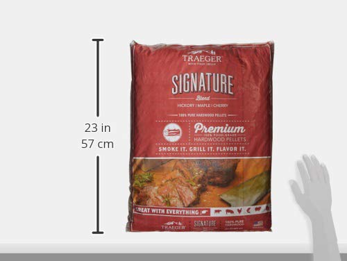 Traeger Signature Blend Hardwood Pellets for BBQ - 20 lb