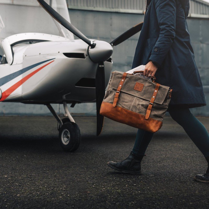 Soft-shell carry-on luggage