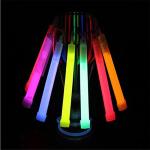 10 Bright Glow Sticks for Emergencies and Fun