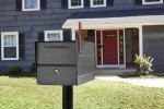 Oasis Eclipse Locking Mailbox in Pewter