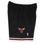 Mitchell & Ness Bulls 97-98 Black Swingman Shorts