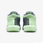 Nike LeBron Witness 8 Basketball Shoes - Size 9