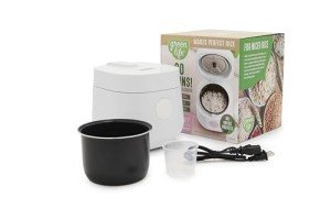 GreenLife Digital Rice Cooker, 2-Cups Uncooked/4-Cups Cooked, Removable Nonstick Ceramic PFAS-Free Pot, One-Touch Presets, Oats, Quinoa, Brown Rice, Auto Keep Warm, Fuzzy Logic Tech, 1.5 QT, White