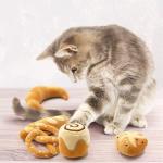 CiyvoLyeen Catnip Bread Toys for Kittens - 6 Pack