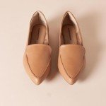 Amazon Essentials Women's Camel Faux Leather Loafers