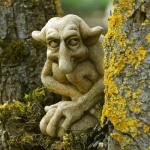 Gothic Kneeling Gargoyle Garden Statue - Resin
