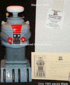 Limited Edition 14" Lost in Space B-9 Robot Collector's Cookie Jar  Made in 1999